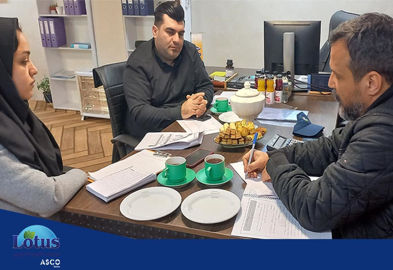 جلسه ارزیابی با مجموعه تدبیرسینا لوتوس تجهیز کاسپین