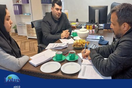 جلسه ارزیابی با مجموعه تدبیرسینا لوتوس تجهیز کاسپین